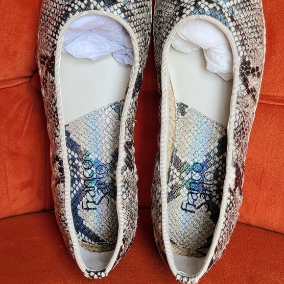 Franco Sarto Kiya Spadrilles Snakeskin Flats Size 8 - Picture 6 of 10